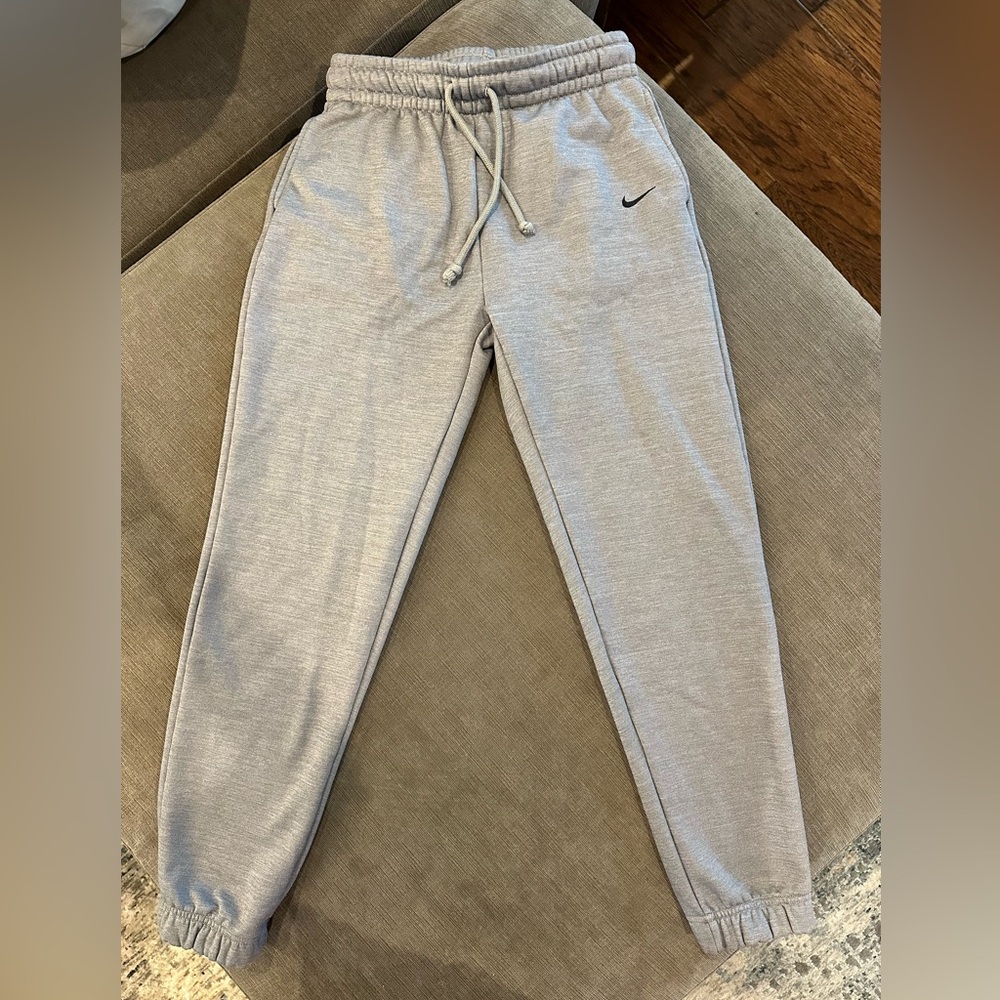 Nike women’s joggers